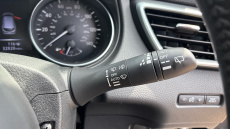 Nissan Qashqai 1.2 DiG-T N-Connecta 5dr Petrol Hatchback